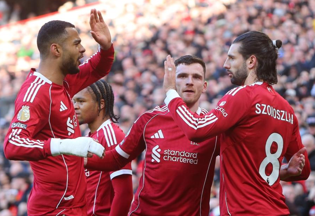 利物浦惨遭绝平，第90分钟丢球，斯洛特不敢相信，无缘杀入前4